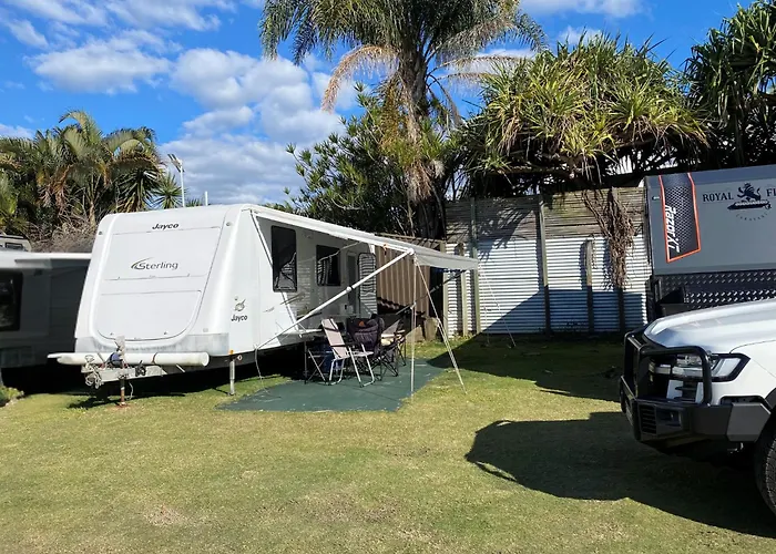 Premium Caravan